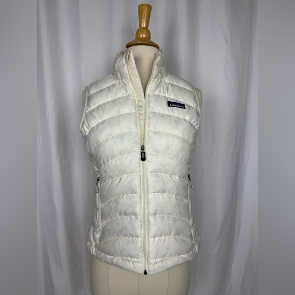 New Patagonia Women's Cream Down Vest XS - Picture 6 of 8